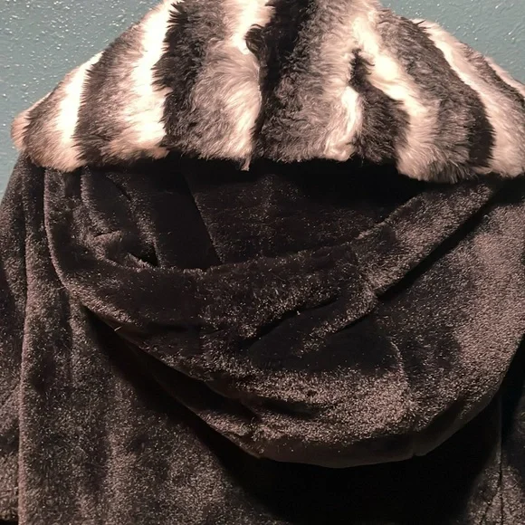 Dennis by Dennis Basso Gold, Super Soft Designer Faux Fur Coat, hood & collar-2x - Picture 4 of 12